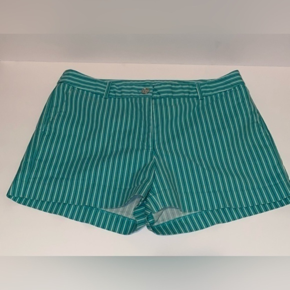 Michael Kors Green Pinstriped Shorts Tailored Fit, Micro Mini Shorts Size 8